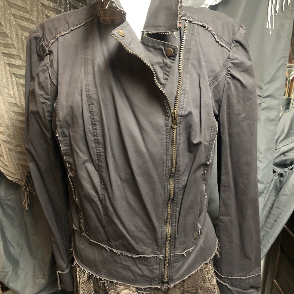 Jacket - Picture 2 of 5